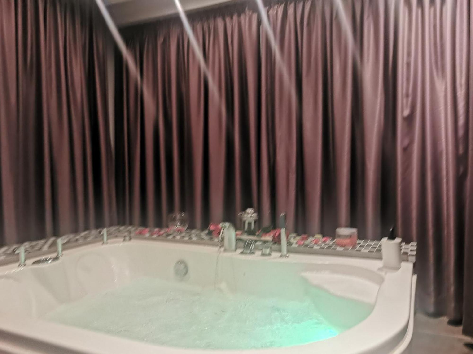 Intima Spa Apartmani Belgrade Bilik gambar